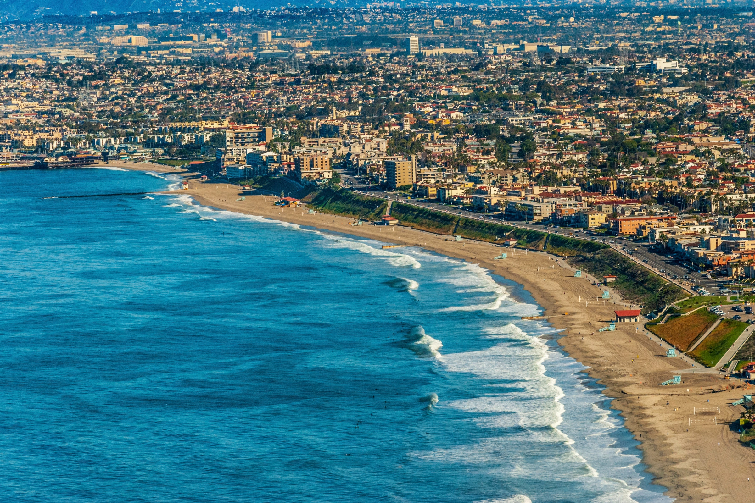 Redondo_Beach,_California[1].webp